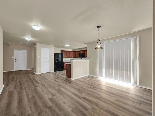 2917  Mayfair Lane , Lancaster Texas 75134