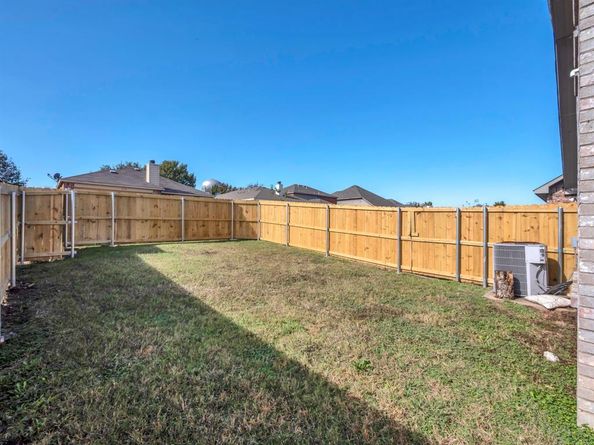 2917  Mayfair Lane , Lancaster Texas 75134
