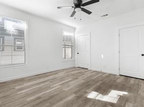 811 N Crawford Street , Dallas Texas 75203