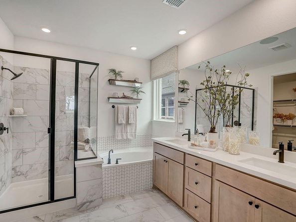 1404  Chestnut Gardens , Northlake Texas 76226