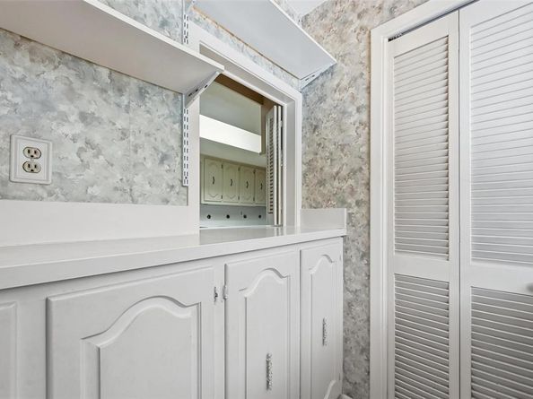 3213  Stonehenge Lane , Carrollton Texas 75006