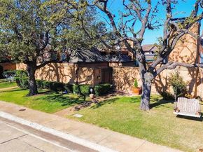 3213  Stonehenge Lane , Carrollton Texas 75006