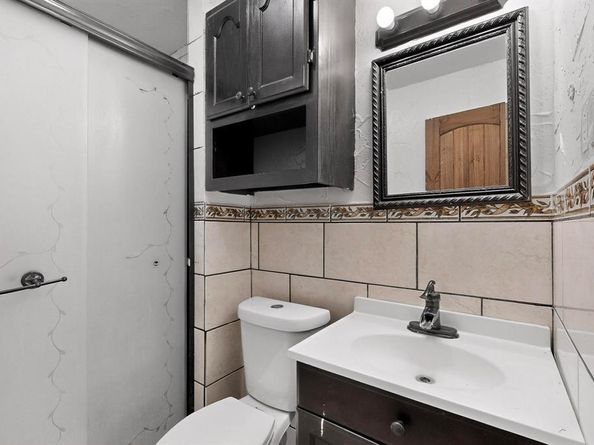 401 E Miller Road , Garland Texas 75041