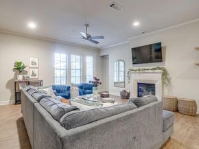 2800  Sandage Avenue  105, Fort Worth Texas 76109