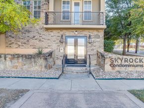 2800  Sandage Avenue  105, Fort Worth Texas 76109