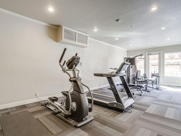 2800  Sandage Avenue  105, Fort Worth Texas 76109