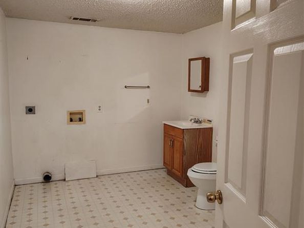 3718 N Westmoreland Road , Dallas Texas 75212