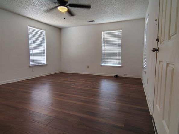 3718 N Westmoreland Road , Dallas Texas 75212