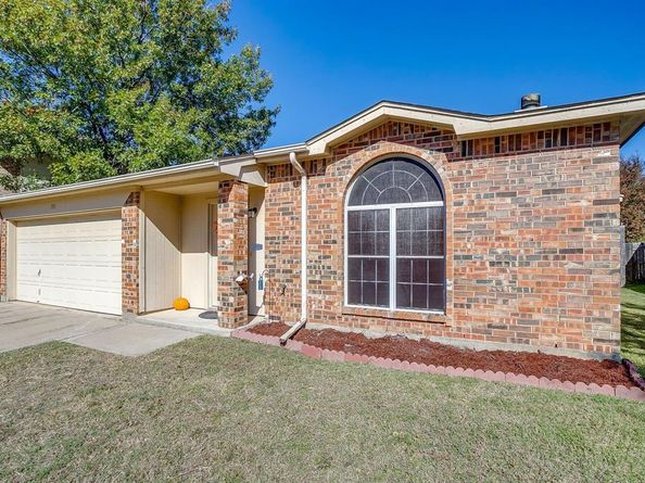 1511  Antelope Run , Arlington Texas 76002