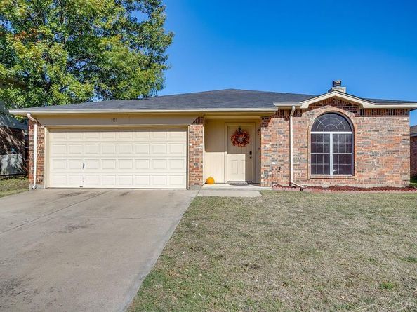 1511  Antelope Run , Arlington Texas 76002