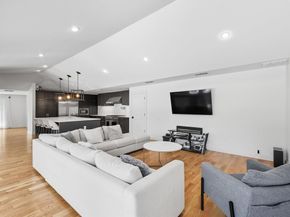 5857  Charlestown Drive , Dallas Texas 75230