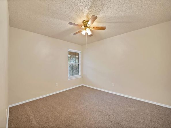 4807  Crestmont Court , Arlington Texas 76017