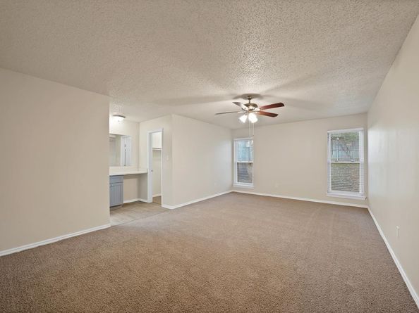 4807  Crestmont Court , Arlington Texas 76017