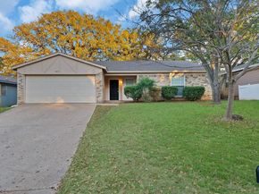 4807  Crestmont Court , Arlington Texas 76017
