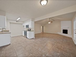 4807  Crestmont Court , Arlington Texas 76017