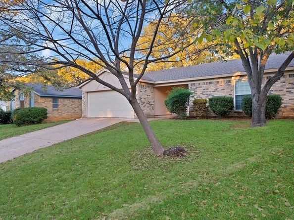 4807  Crestmont Court , Arlington Texas 76017