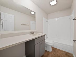 4807  Crestmont Court , Arlington Texas 76017