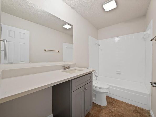 4807  Crestmont Court , Arlington Texas 76017