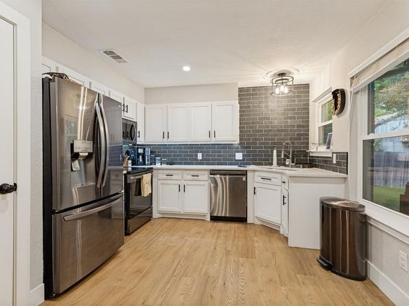 537  Blue Haze Drive , Fort Worth Texas 76108