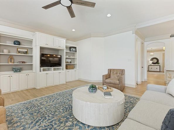 164  Stoneleigh Drive , Heath Texas 75032