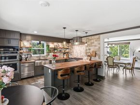 2112  Coral Drive , Arlington Texas 76010