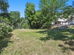 2112  Coral Drive , Arlington Texas 76010