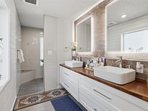 2112  Coral Drive , Arlington Texas 76010