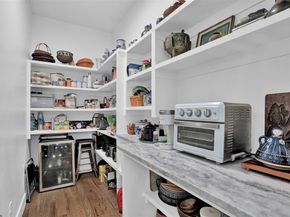 13001  Hutton Drive  10, Farmers Branch Texas 75234