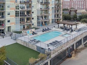 1001  Belleview Street  703, Dallas Texas 75215