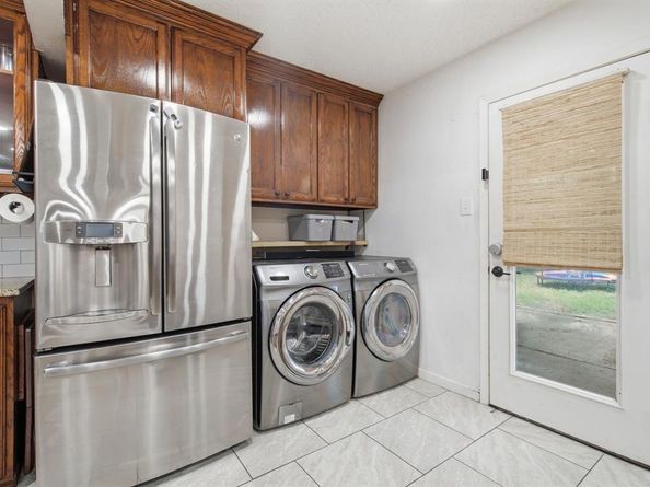 601  Park Lane , Denton Texas 76205