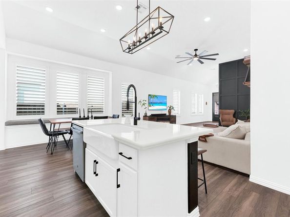 720  Skyview Court , Celina Texas 75009