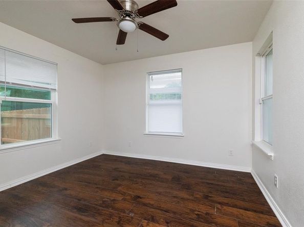 805 E Belt Line Road , DeSoto Texas 75115