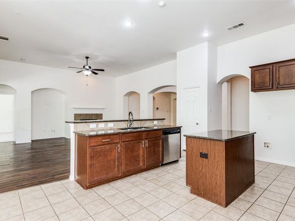 5036  Kestrel Drive , Mesquite Texas 75181