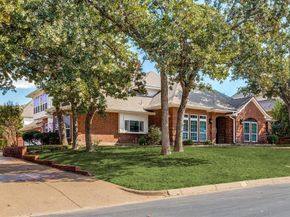 2103  Bay Club Drive , Arlington Texas 76013