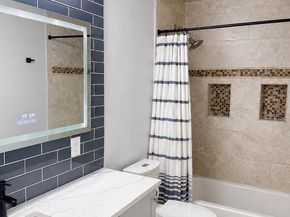4301  Hudson Avenue , Grand Prairie Texas 75052