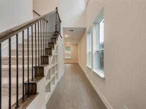 714  Creekwater Lane , Garland Texas 75043