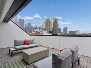 2401  Canton Street  1005, Dallas Texas 75201