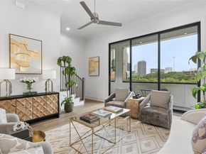 2401  Canton Street  1005, Dallas Texas 75201