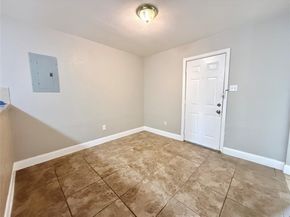5200  Carol Avenue , Fort Worth Texas 76105