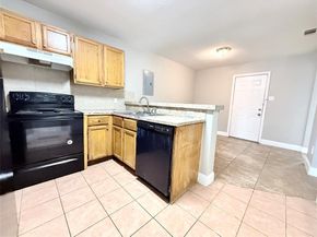 5200  Carol Avenue , Fort Worth Texas 76105