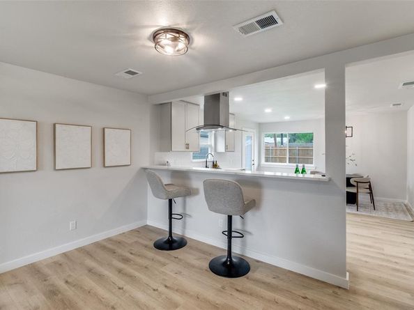 706  Via Del Rey  , Mesquite Texas 75150