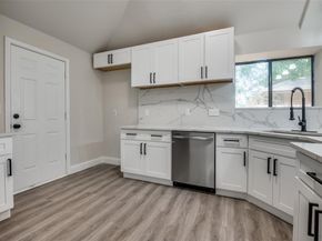 829  Foxridge Drive , Arlington Texas 76017