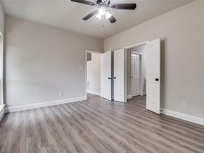 829  Foxridge Drive , Arlington Texas 76017