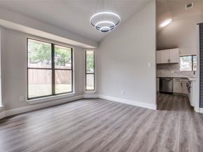 829  Foxridge Drive , Arlington Texas 76017