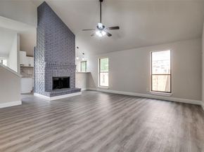 829  Foxridge Drive , Arlington Texas 76017