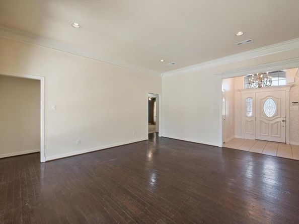 812  Turnberry Drive , Mansfield Texas 76063