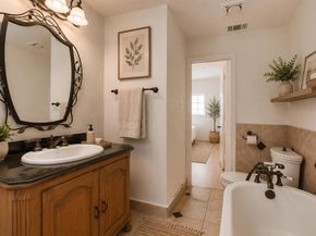 4023  Wycliff Avenue  204, Dallas Texas 75219