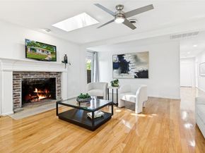 6405  Glennox Lane , Dallas Texas 75214