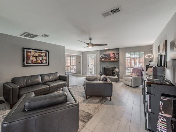 2141  Teal Court , Lewisville Texas 75077