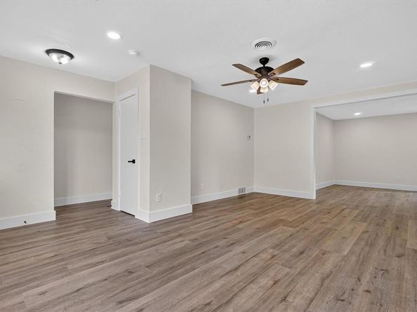2129  Cliff Park , Fort Worth Texas 76134